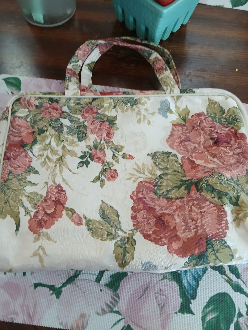 Floral Rose Toiletry Carry Case - Pink/Green